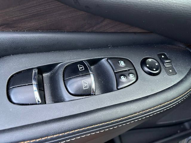 Certified 2024 Nissan Murano Platinum w/ Cargo Package FWD image 13