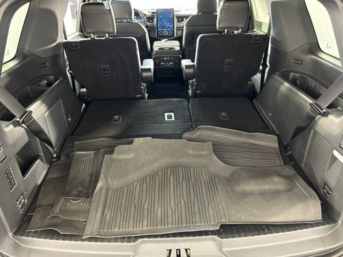 Used 2023 Ford Expedition Platinum AWD/4WD image 41
