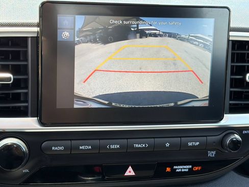 Used 2026 Hyundai Venue SEL FWD image 25