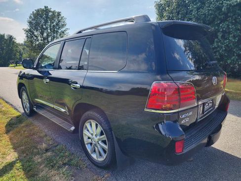 Used 2010 Lexus LX 570 4WD image 8