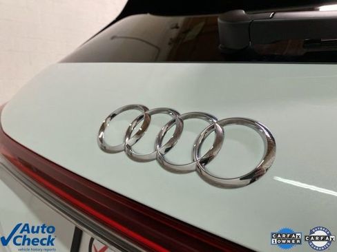 Used 2024 Audi Q4 e-tron Premium Plus w/ Premium Plus image 94
