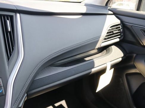 Used 2025 Subaru Outback Base image 29