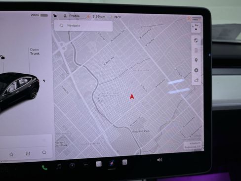 Used 2018 Tesla Model 3 Performance image 22