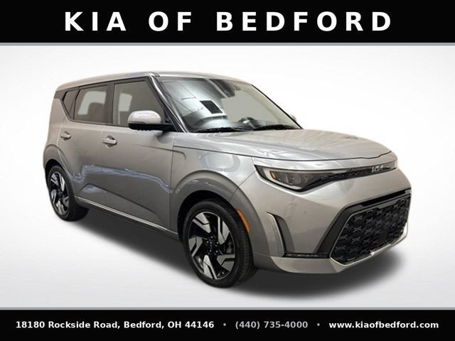 Certified 2024 Kia Soul GT-Line w/ Option Group 020 FWD image 3