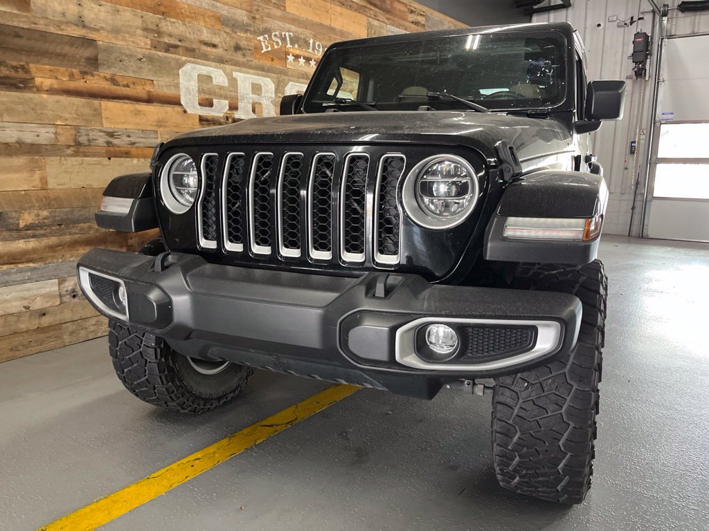 Used 2021 Jeep Gladiator Overland w/ LED Lighting Group AWD/4WD image 4