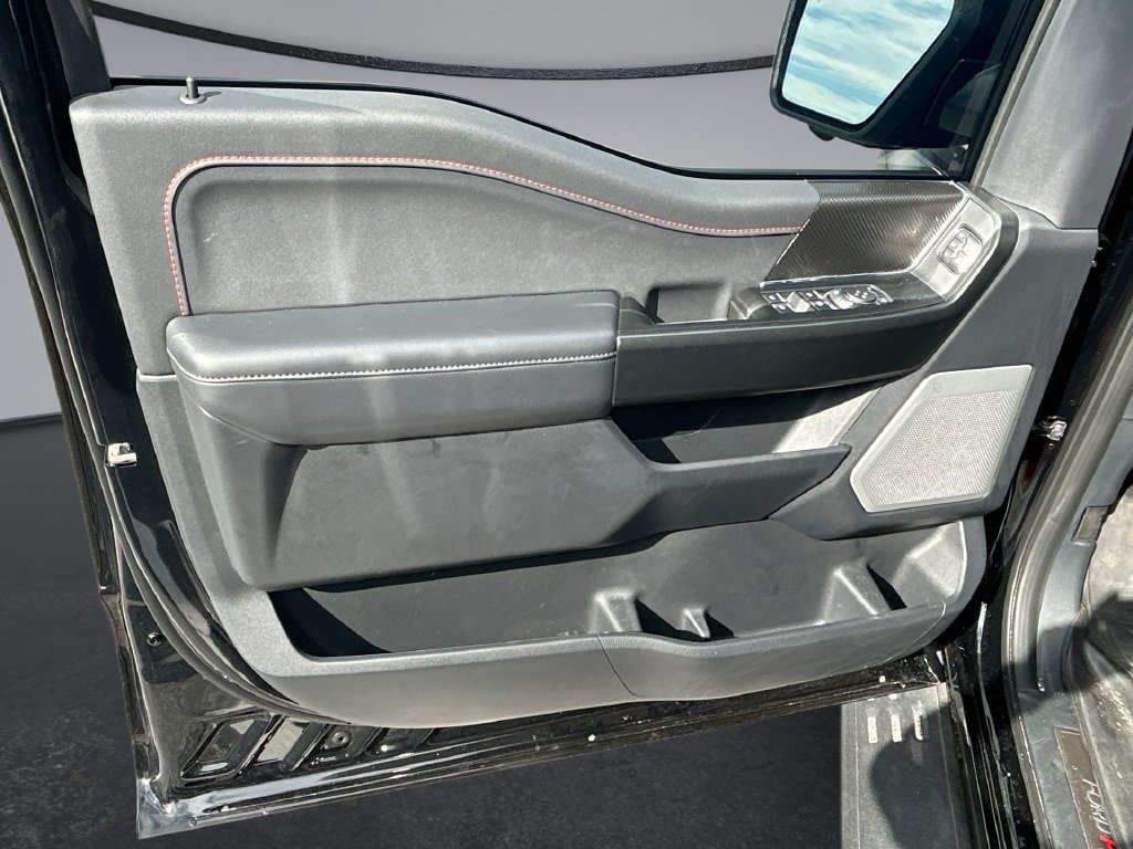 Used 2025 Ford F150 Raptor AWD/4WD image 26