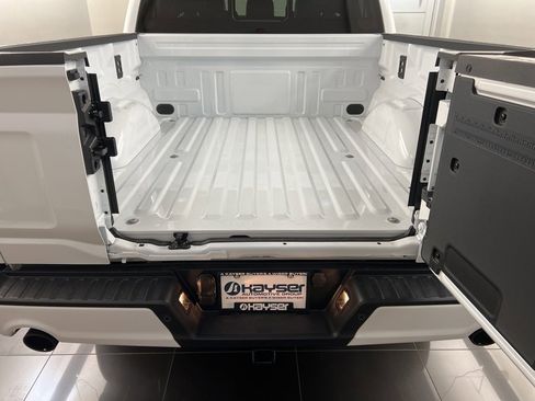 New 2025 Ford F150 Lariat w/ Equipment Group 502A High image 41