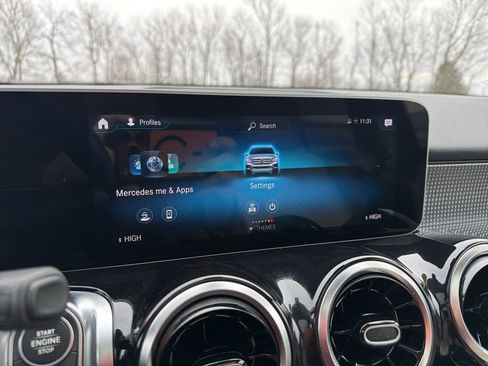 Used 2020 Mercedes-Benz GLB 250 4MATIC image 34