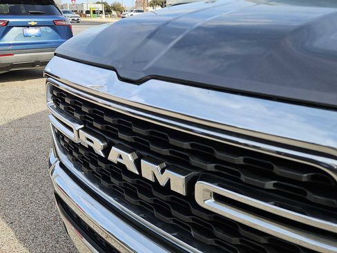 Used 2022 RAM 1500 Big Horn AWD/4WD image 13