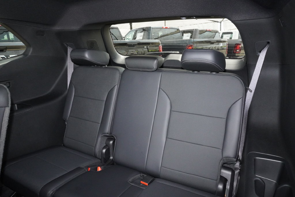 Used 2026 Buick Enclave Preferred FWD image 28