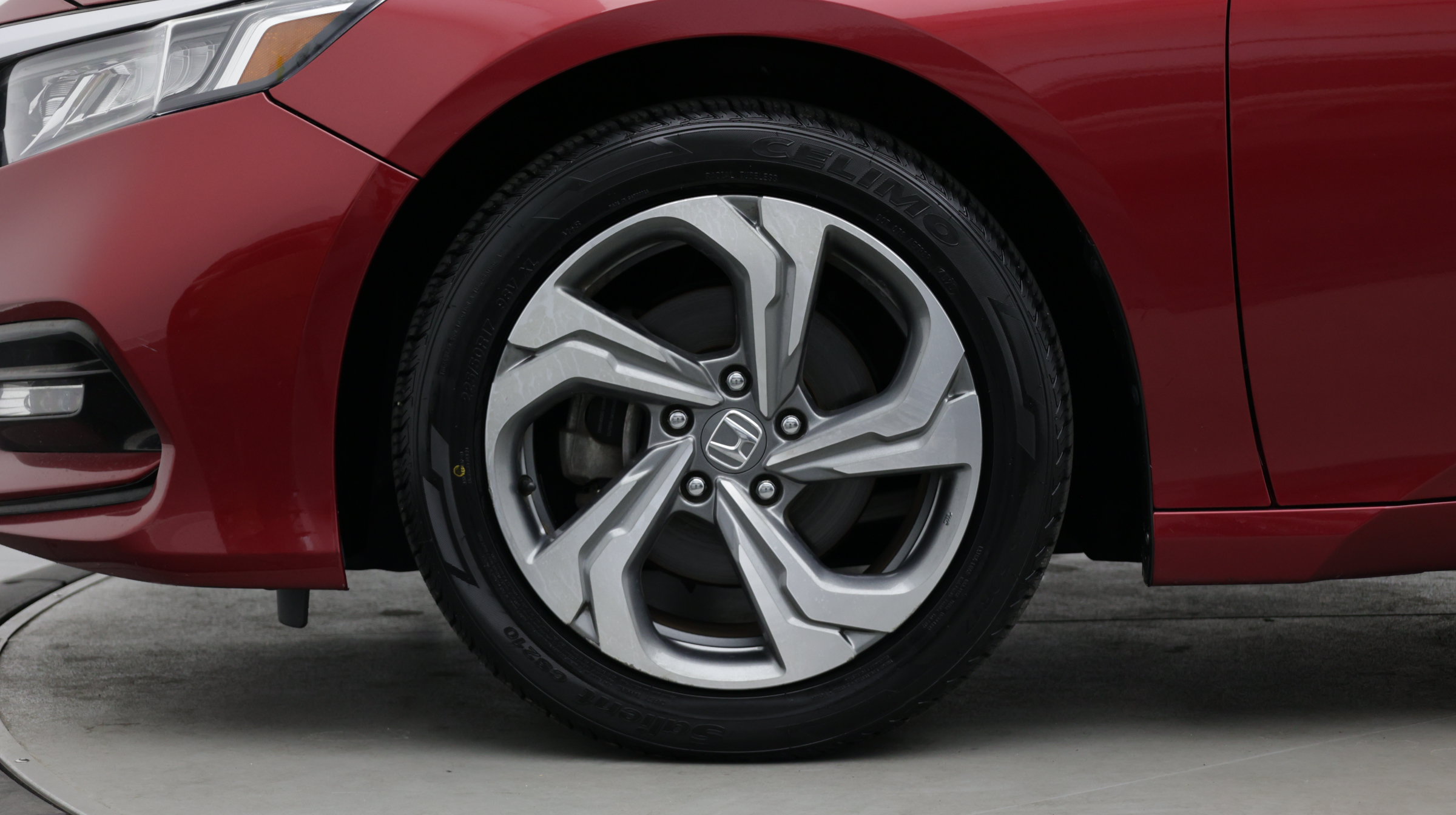Used 2018 Honda Accord EX-L image 8