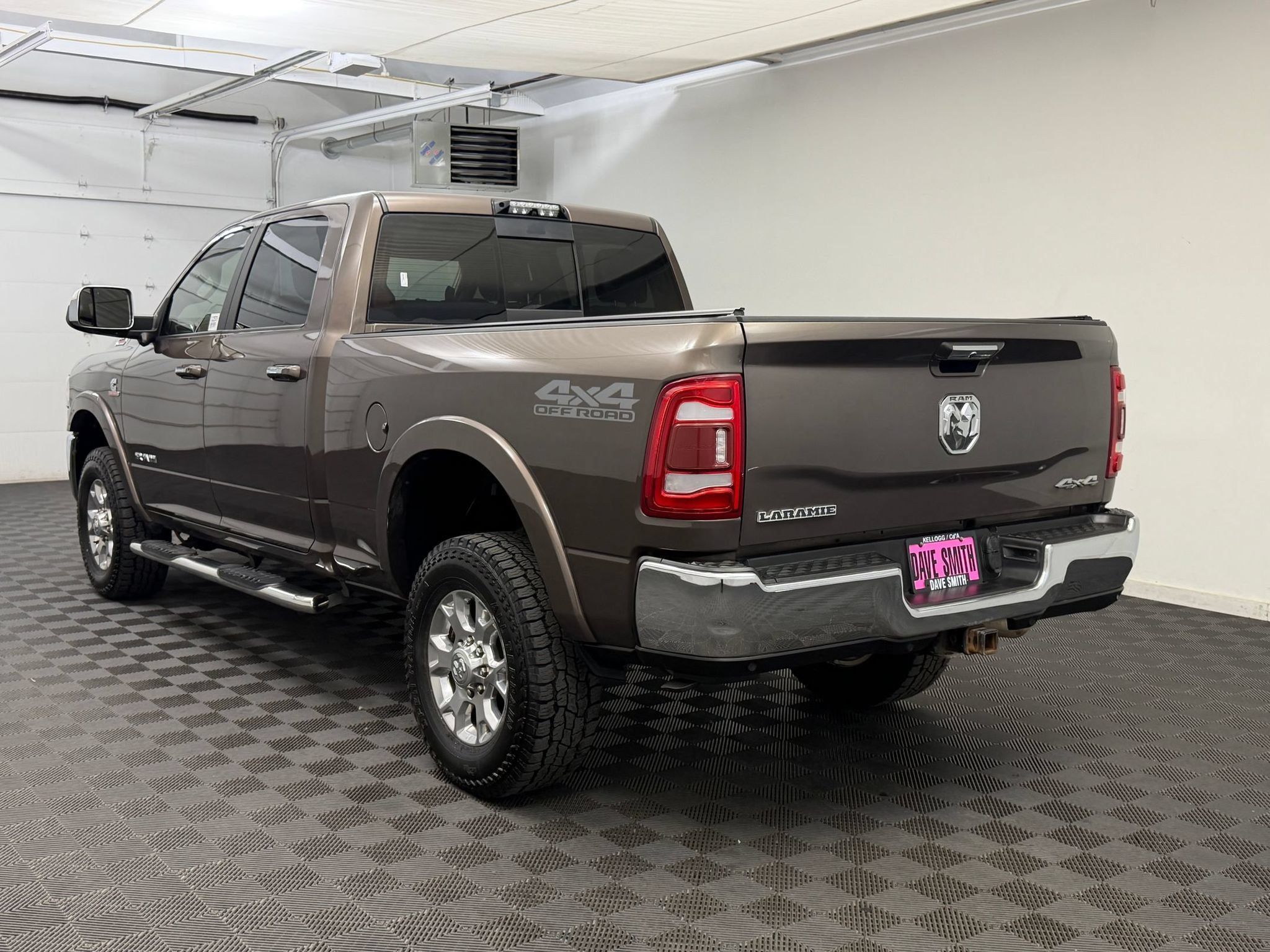 Used 2020 RAM 2500 Laramie AWD/4WD image 3