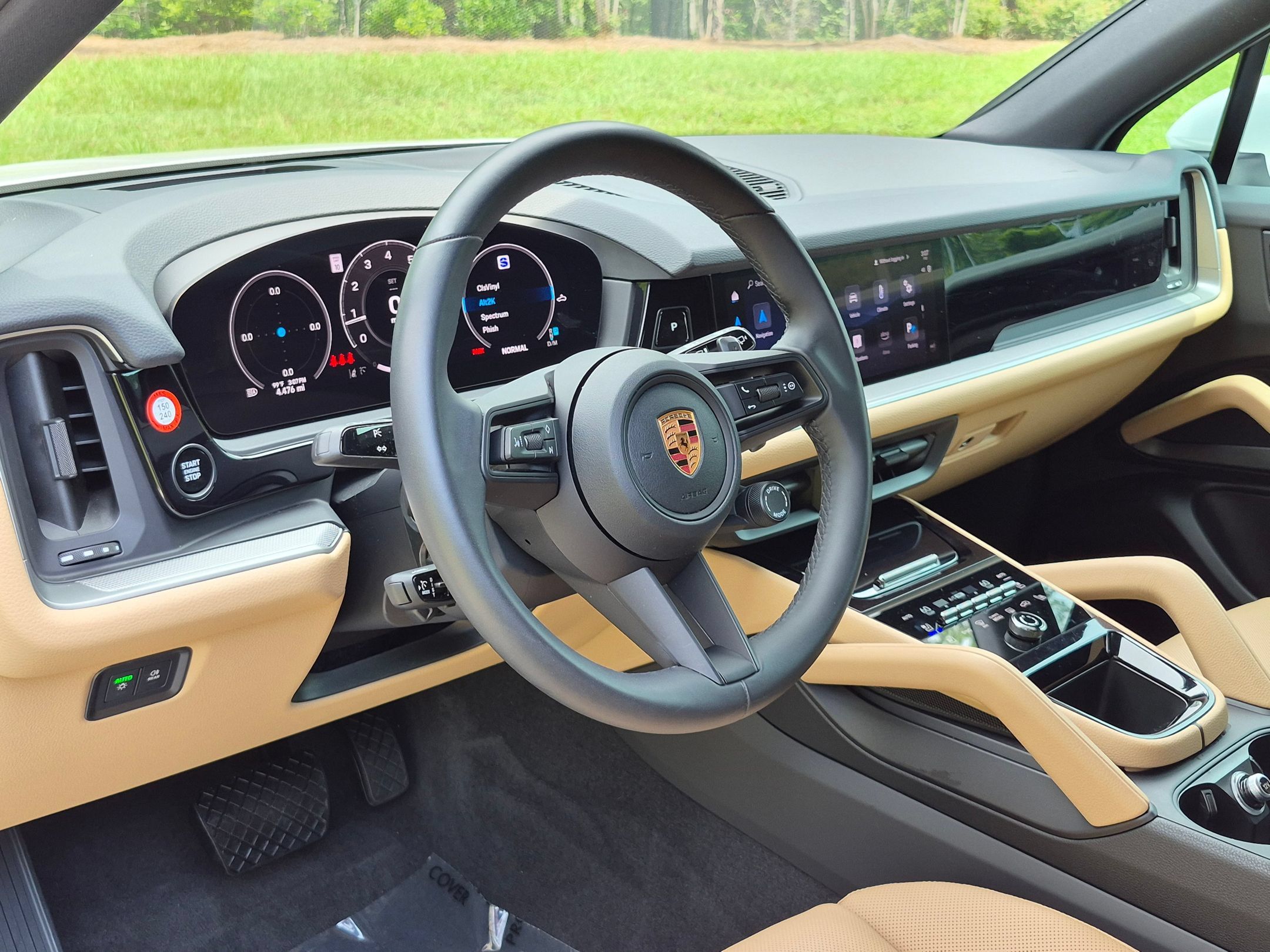 Certified 2026 Porsche Cayenne AWD/4WD image 4