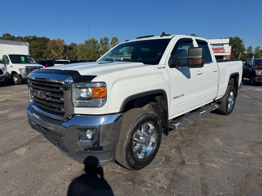 Used 2015 GMC Sierra 2500 SLE AWD/4WD image 1