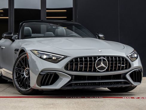 Used 2024 Mercedes-Benz SL 63 AMG 4MATIC image 5