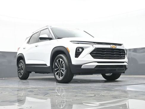 New 2026 Chevrolet TrailBlazer LT w/ Driver Confidence Package FWD image 51
