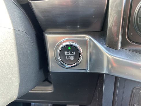 Used 2023 Ford F150 Lariat w/ Equipment Group 502A High image 26