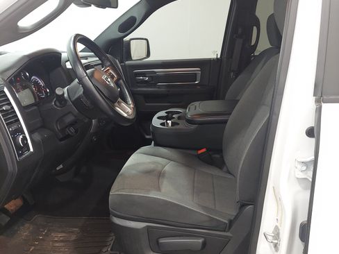 Used 2022 RAM 1500 Warlock AWD/4WD image 11