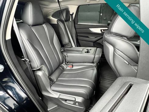 Used 2025 Acura MDX SH-AWD w/ Technology Package image 13