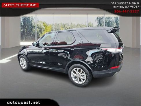 Used 2019 Land Rover Discovery SE image 7