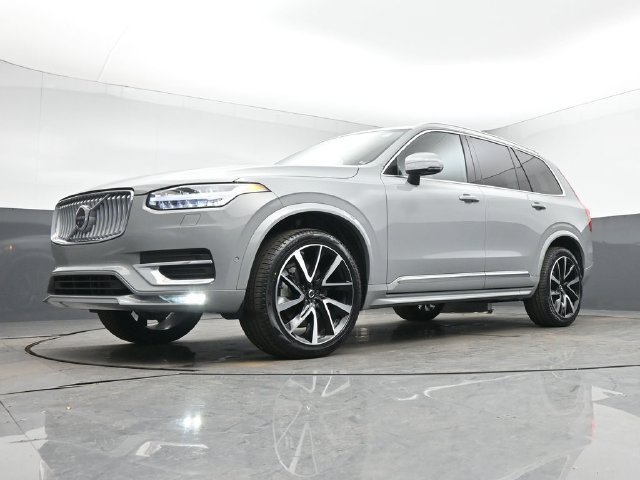 Used 2025 Volvo XC90 B6 Plus AWD/4WD image 40