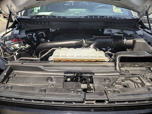 Used 2022 Ford F150 Lariat w/ Equipment Group 502A High image 34