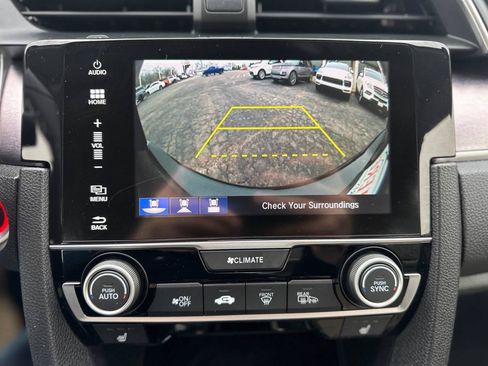 Used 2018 Honda Civic Touring image 29