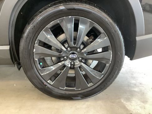 Used 2022 Subaru Ascent Onyx Edition AWD/4WD image 12