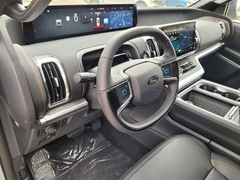 New 2025 Ford Expedition Tremor image 8