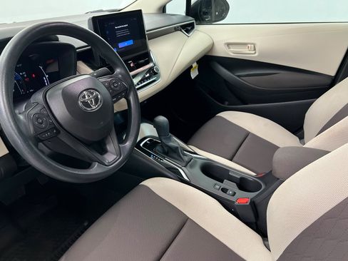 Used 2026 Toyota Corolla LE FWD image 17