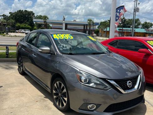 Used 2016 Nissan Sentra SR w/ Electronics Package FWD image 3