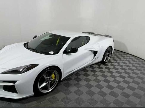 New 2025 Chevrolet Corvette E-Ray w/ ZER Performance Package AWD/4WD image 7