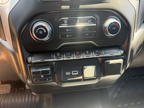 Used 2021 Chevrolet Silverado 2500 W/T w/ WT Convenience Package AWD/4WD image 16