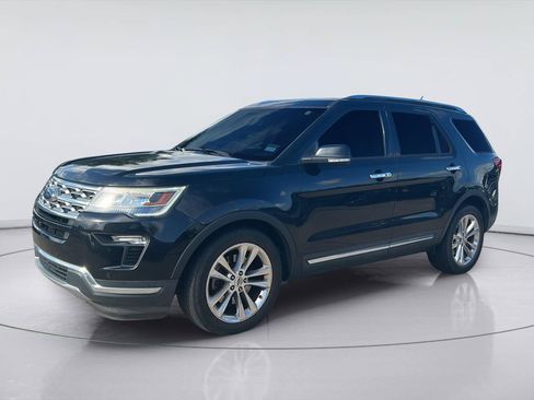 Used 2019 Ford Explorer Limited w/ Class III Trailer Tow Package FWD image 1