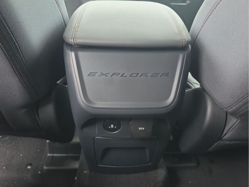 New 2026 Ford Explorer Active AWD/4WD image 13
