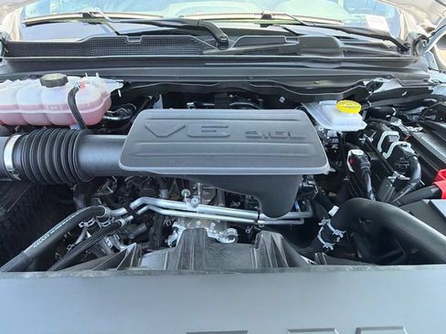 Used 2025 RAM 1500 Big Horn RWD image 37