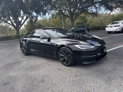 Used 2021 Tesla Model S Plaid image 2