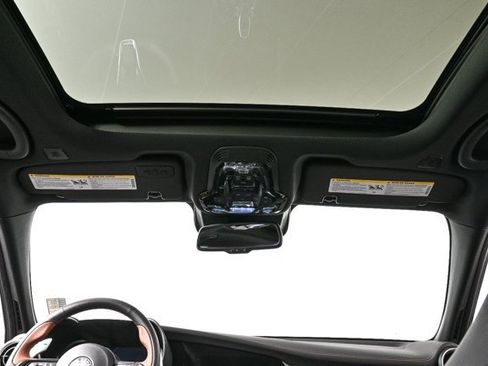 New 2025 Alfa Romeo Giulia w/ Driving Assist Package image 22