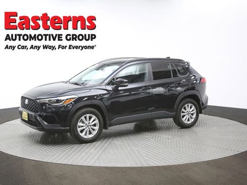 Used 2022 Toyota Corolla Cross LE image 56