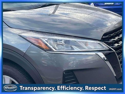 Certified 2025 Nissan Kicks Play S image 10