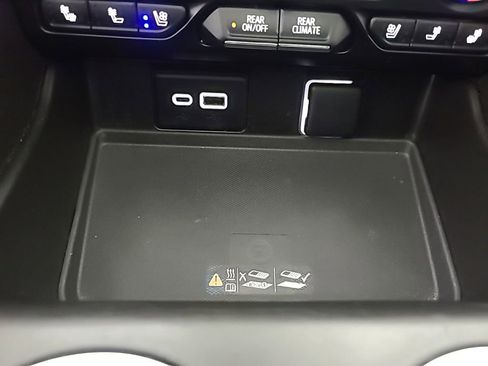 Used 2023 Chevrolet Tahoe High Country w/ Advanced Technology Package AWD/4WD image 41
