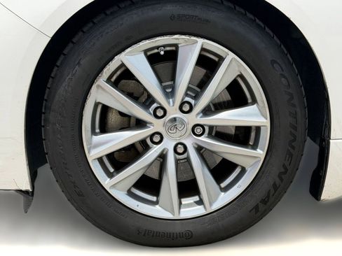 Used 2015 INFINITI Q50 Premium w/ Navigation Package RWD image 11