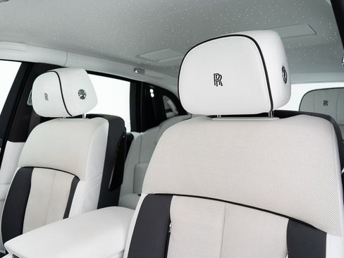 Certified 2023 Rolls-Royce Phantom Sedan image 17