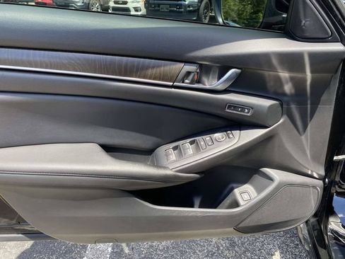 Used 2019 Honda Accord EX-L image 19