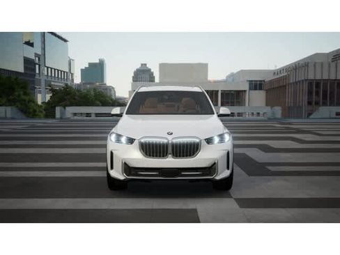 New 2026 BMW X5 sDrive40i w/ Climate Comfort Package image 3