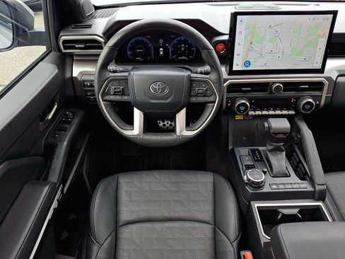 Used 2024 Toyota Tacoma TRD Sport w/ TRD Sport Premium Package AWD/4WD image 12