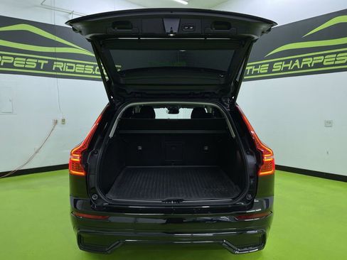 Used 2024 Volvo XC60 B5 Plus image 9