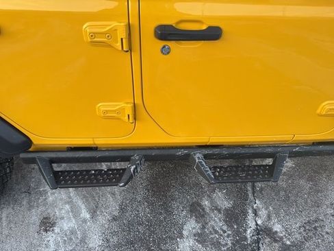 Used 2019 Jeep Wrangler Unlimited Sport image 17