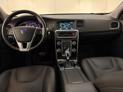 Used 2016 Volvo S60 T5 Premier FWD image 16
