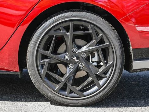 Certified 2026 Hyundai Elantra N Line image 10